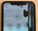 画面の右側が液晶漏れになり、画面全体的にノイズが乗ったアイフォン１１